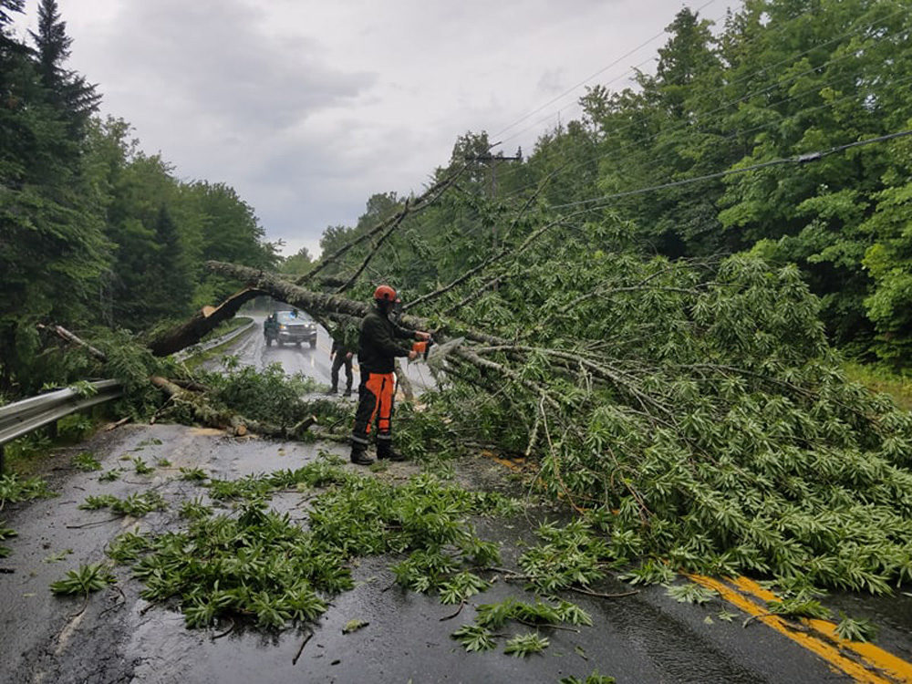 Thunderstorms Batter New England; Thousands Without Power In Maine ...