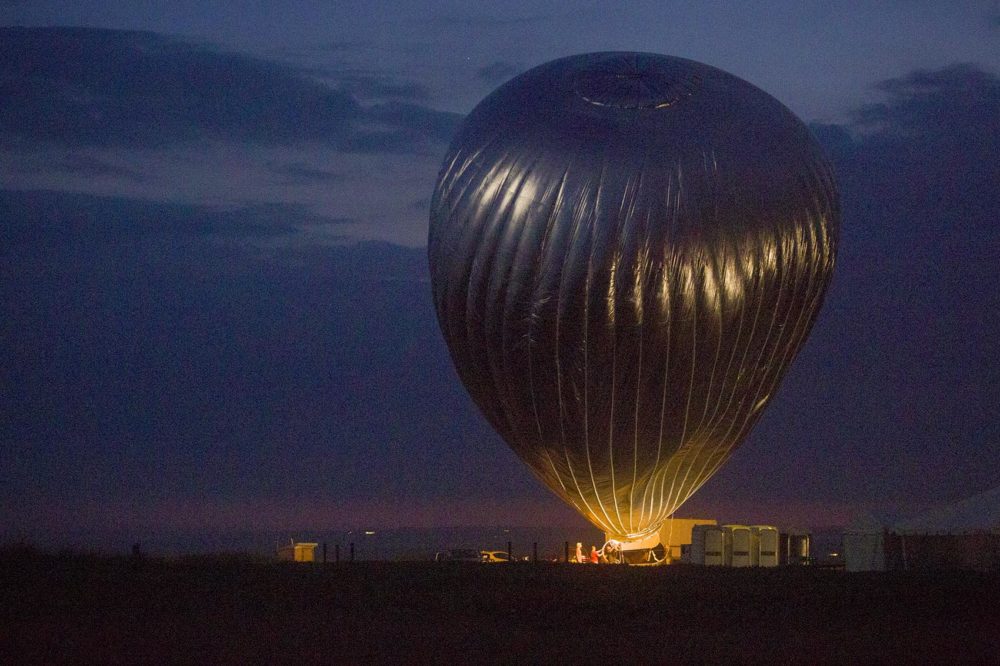 Doug Aitken's balloon fills with hot air. (Robin Lubbock/WBUR)