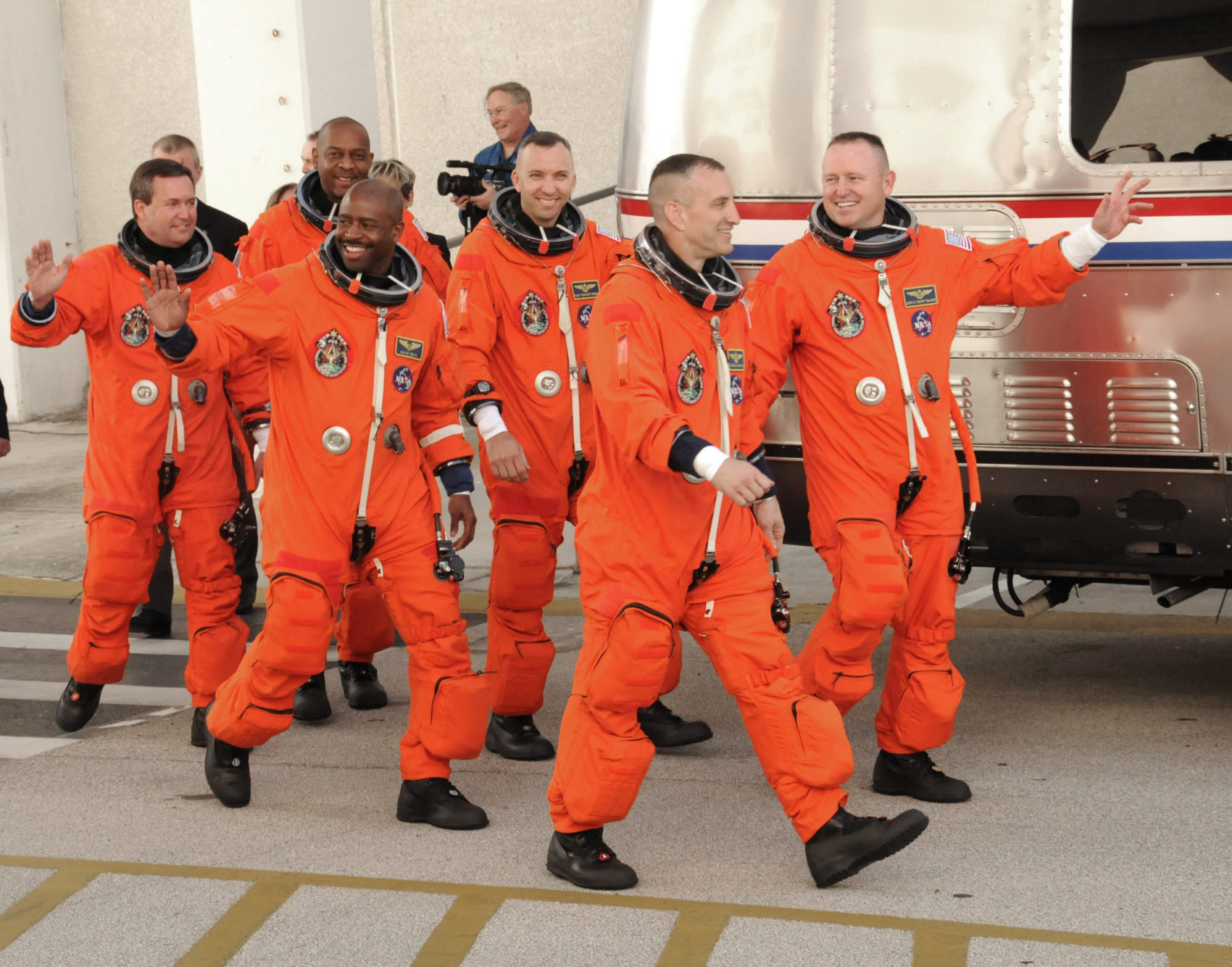 Leland Melvin and his five crew mates of the US Space Shuttle Atlantis, en route to the International Space Station in 2009. (BRUCE WEAVER/Getty Images)