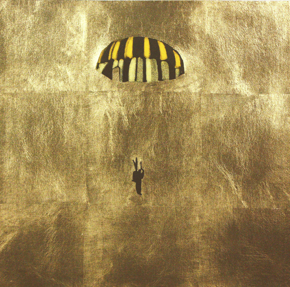 Isca Greenfield-Sanders, &quot;Golden Parachute,&quot; 2009. (Courtesy Fuller Craft Museum)