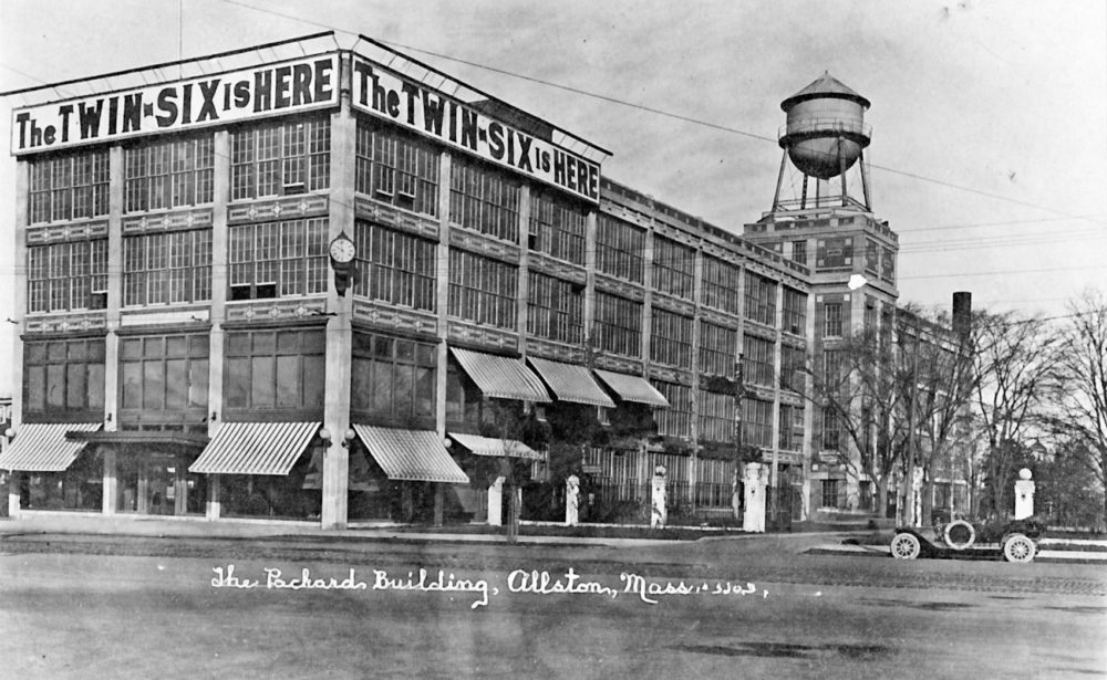This photo (circa 1910-1916) shows the Packard Dealership at the Packard Building on Commonwealth Avenue at Packard’s Corner. The building, built in 1910, is now used for residences and retail.
