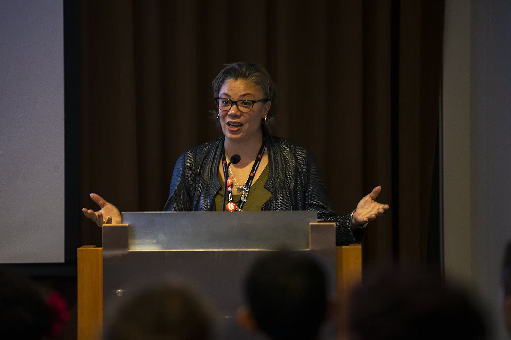 Makeeba McCreary, Chief of Learning and Community Engagement at the MFA, speaks to educators and community roundtable participants about theschool groups experience preview event. (Jesse Costa/WBUR)