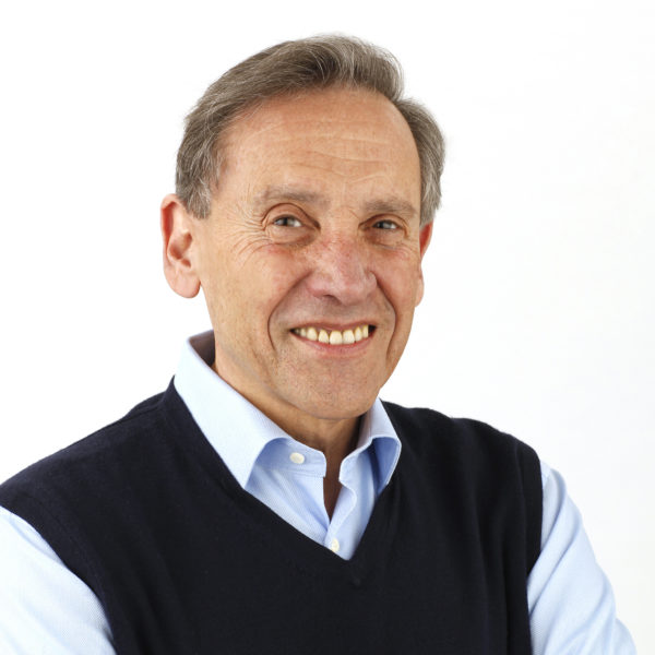 Headshot of Robert Brooks