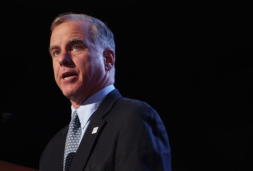 Howard Dean, former chair of the Democratic National Committee, says presidential candidates need to remember they "owe this country something." (Spencer Platt/Getty Images)