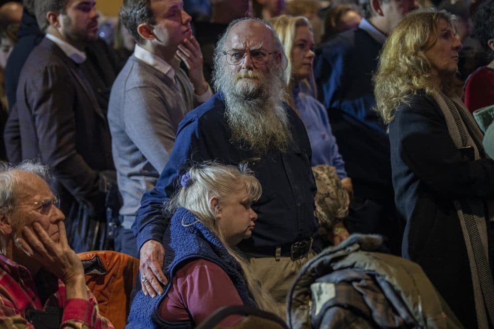 Supporters listen to Warren at Tupelo Music Hall in Derry, N.H. (Jesse Costa/WBUR)