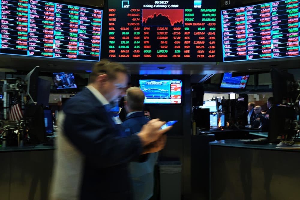 Traders work on the floor of the New York Stock Exchange (NYSE) on February 07, 2020 in New York City. As concern continues over the global economic impact from the Coronavirus, stocks fells over 200 points. (Spencer Platt/Getty Images)