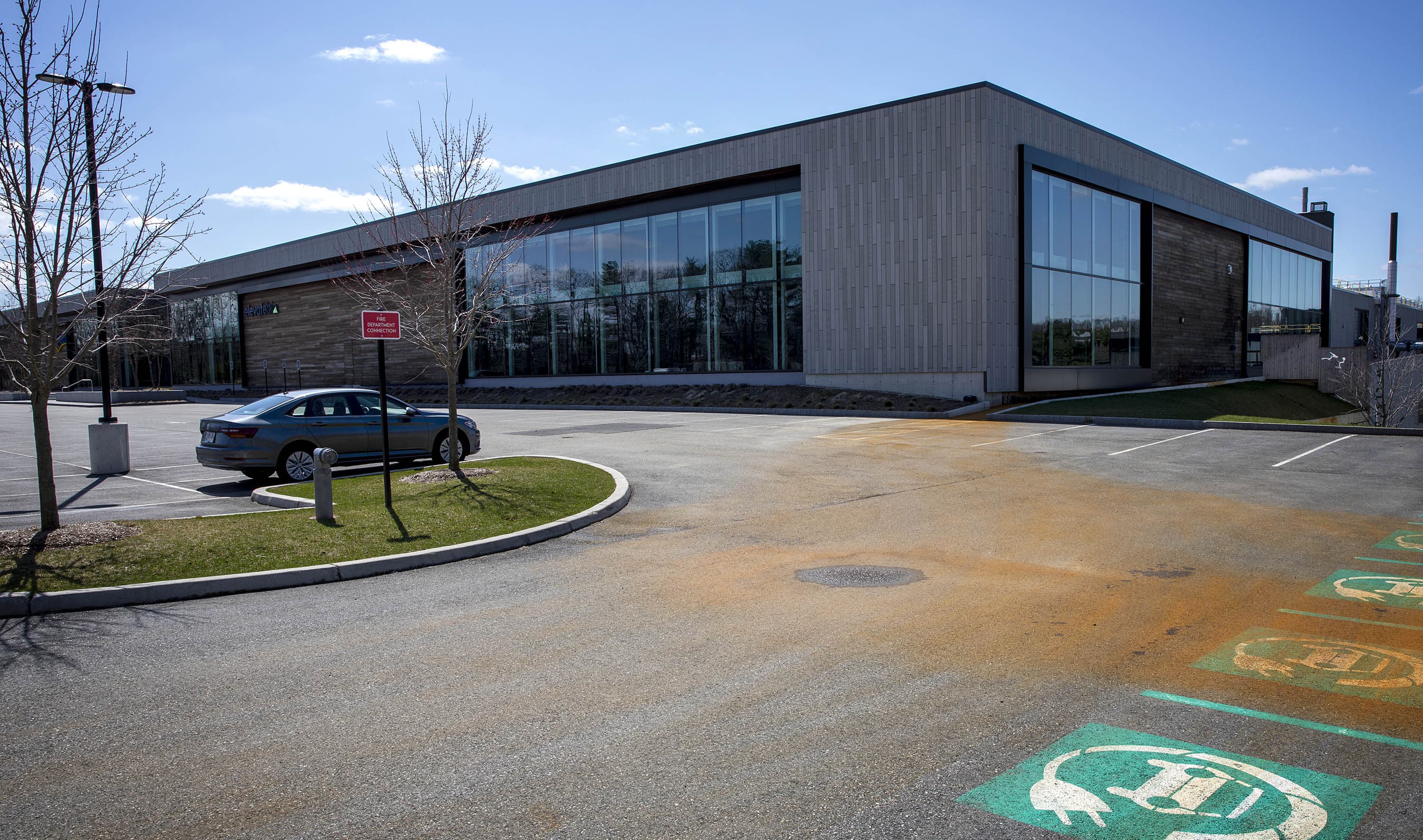 ElevateBio’s building in Waltham, Mass. (Robin Lubbock/WBUR)