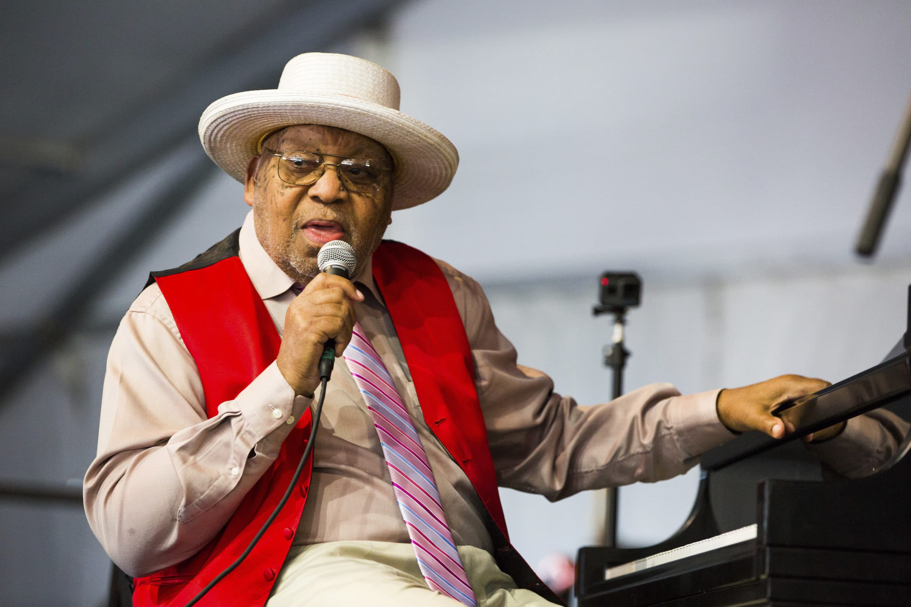 Ellis Marsalis speaks before the Ellis Marsalis Family Tribute during the New Orleans Jazz & Heritage Festival in New Orleans, Sunday, April 28, 2019. (Sophia Germer/AP)