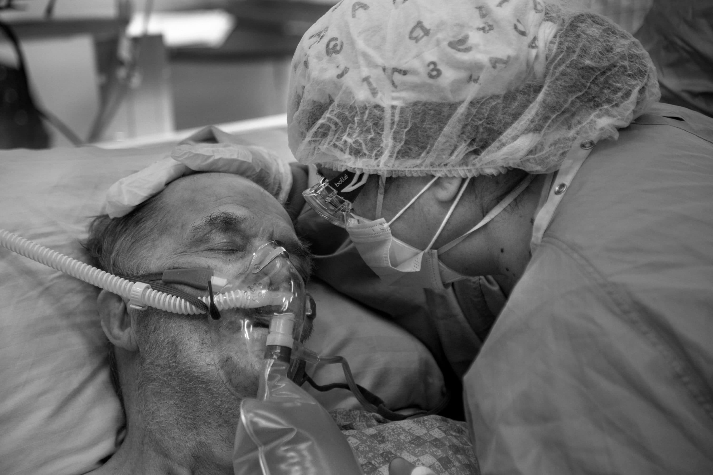 Louie, a COVID-19 patient. (Jeff Rhode/Holy Name Medical Center)