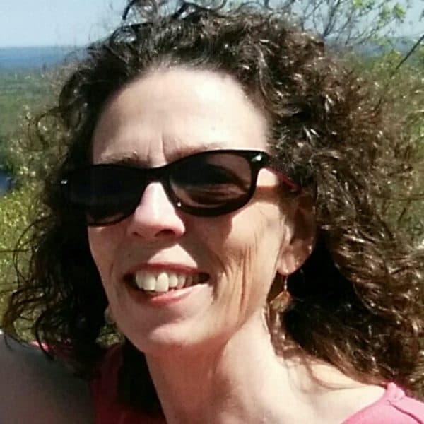 Headshot of Cynthia Dockrell