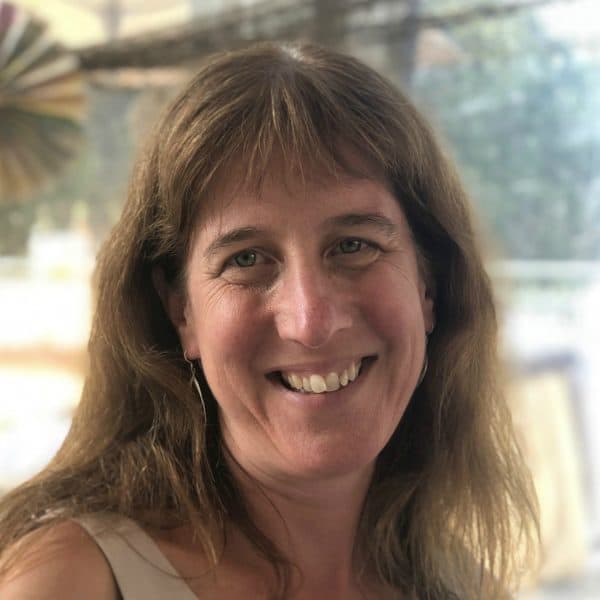 Headshot of Leslie Dominguez-Santos