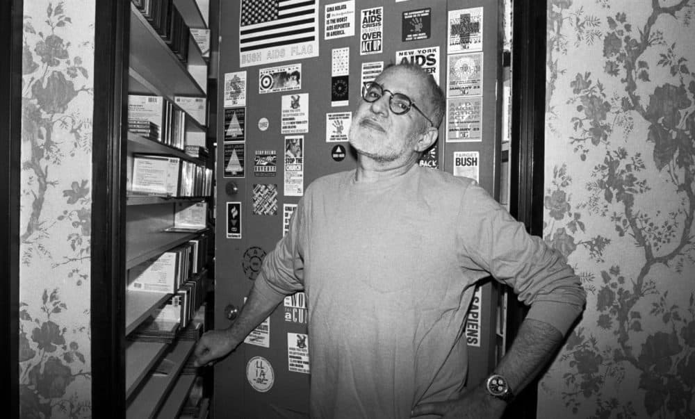 American playwright and gay rights activist Larry Kramer poses for a portrait at the open door of his apartment in April 1993 in New York City, New York. (Catherine McGann/Getty Images)