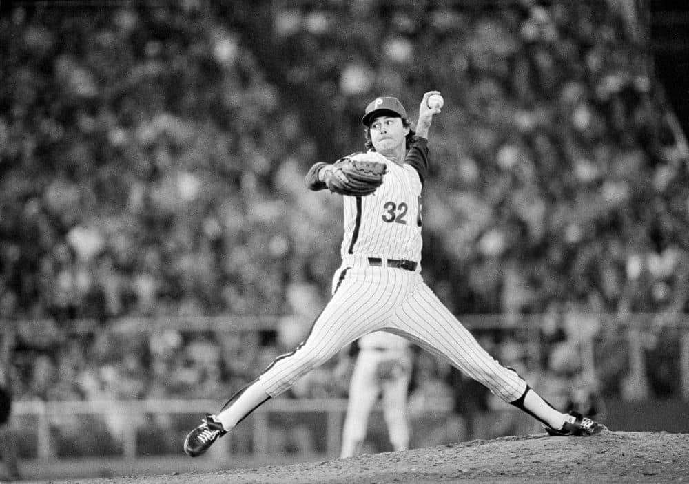 Steve Carlton in the Game 2 of the 1980 World Series. (AP)
