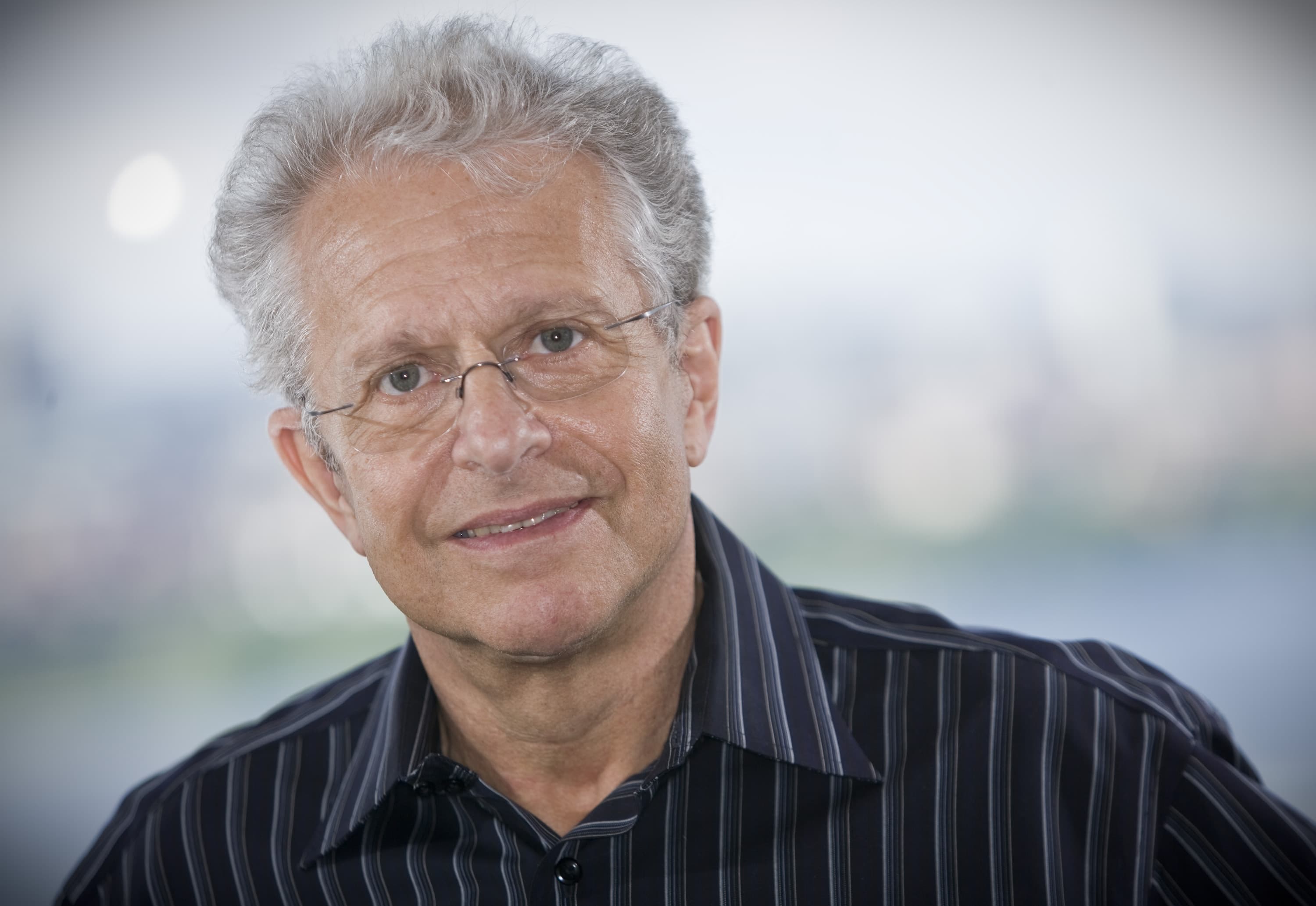 Headshot of Laurence Tribe