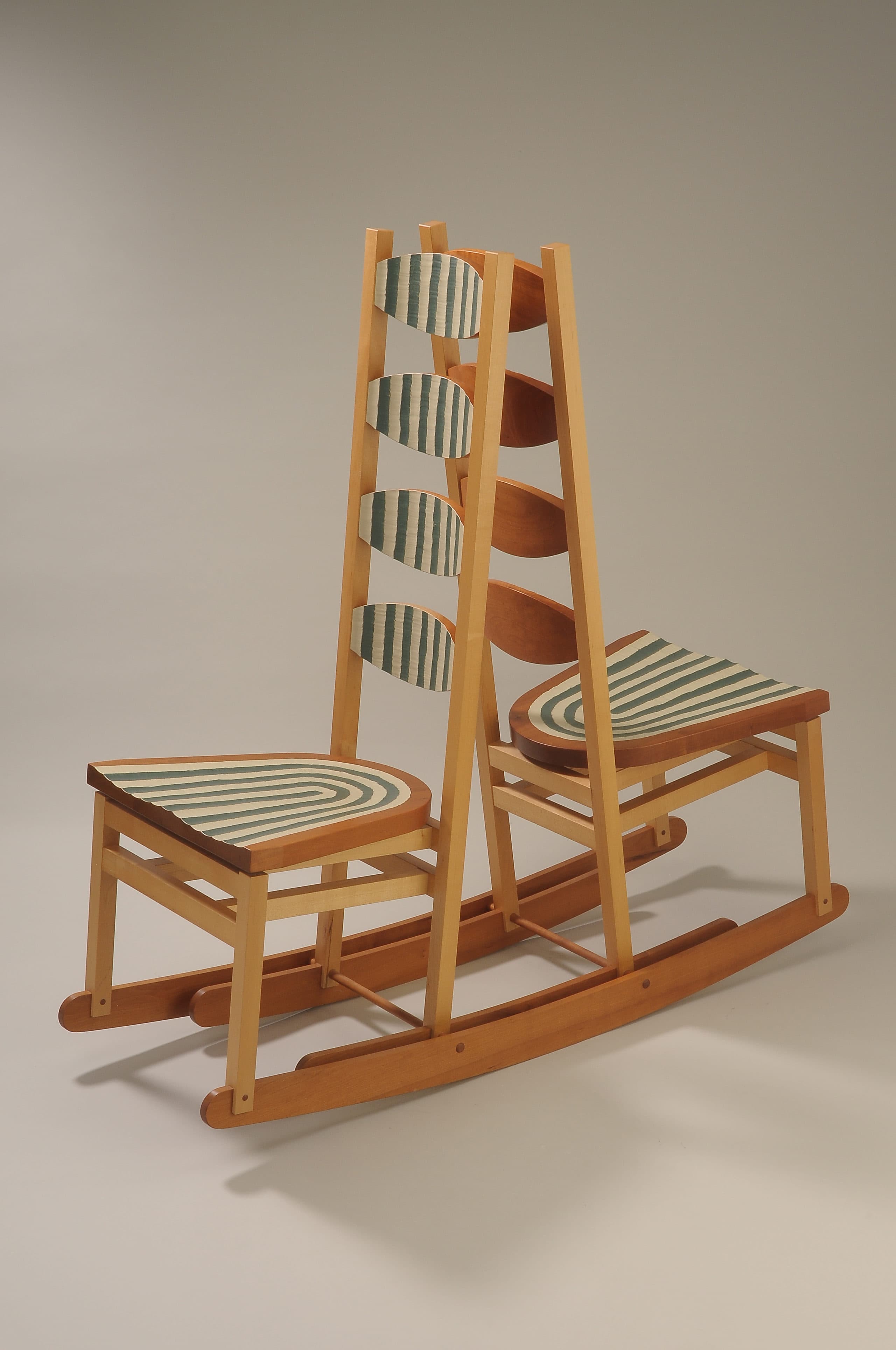 Tom Loeser, “Double Rocker Back to Back,” 2007. (Courtesy Fuller Craft Museum)