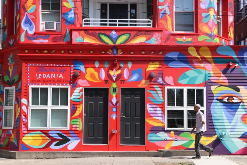 A 2019 mural by the artist Ledania covers a building in Salem. (Courtesy Punto Urban Art Museum)