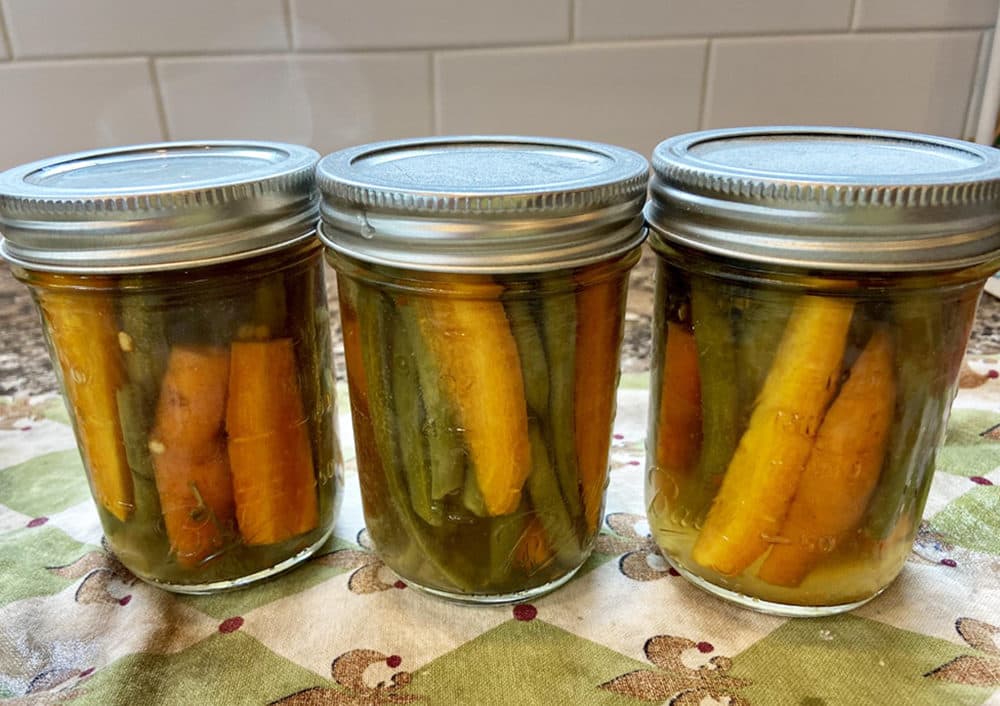 Canned carrots and beans (Kathy Gunst/Here &amp; Now)