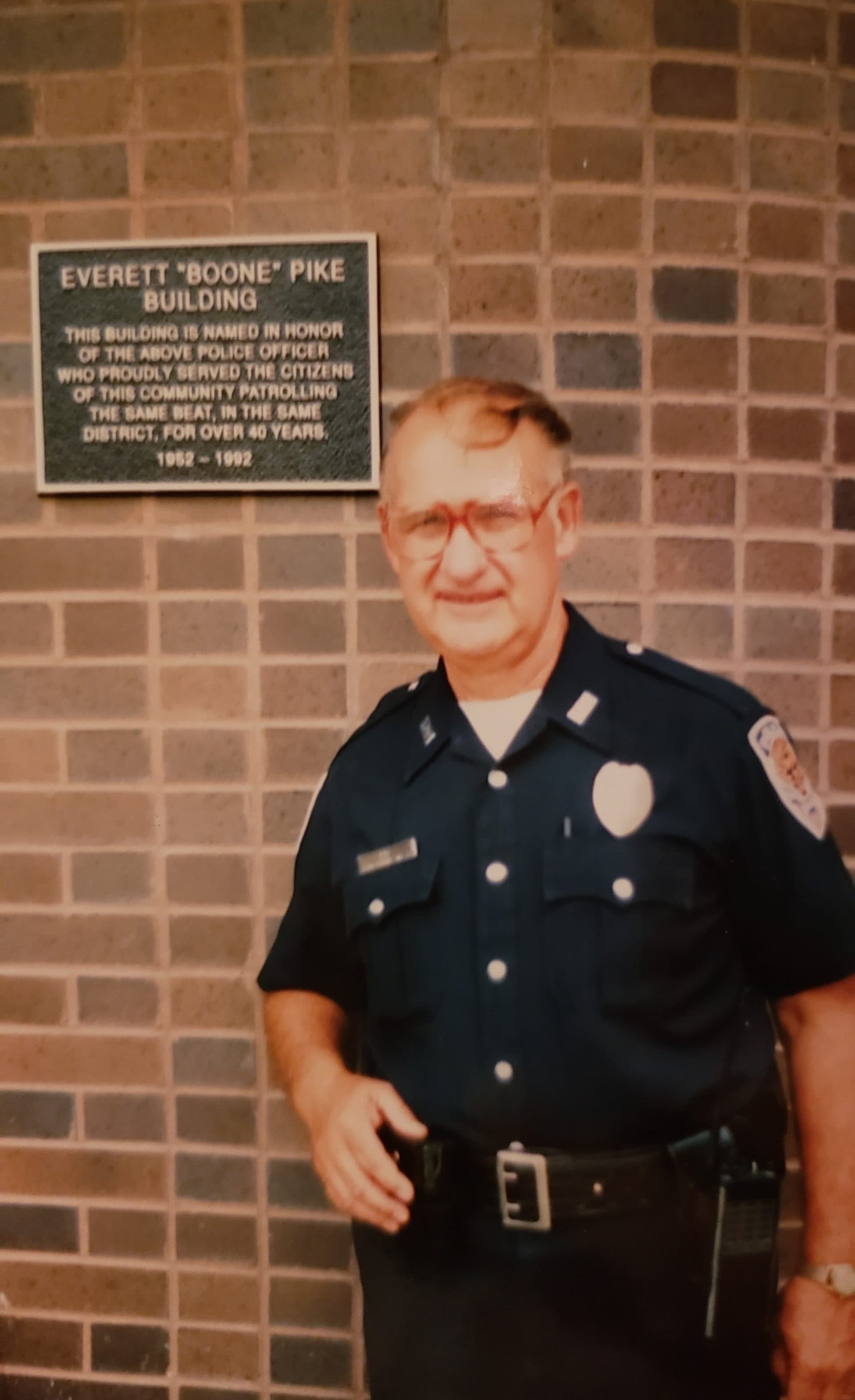 Everett "Boone" Pike was a retired police officer in Kentucky. (Courtesy of Denise Price)