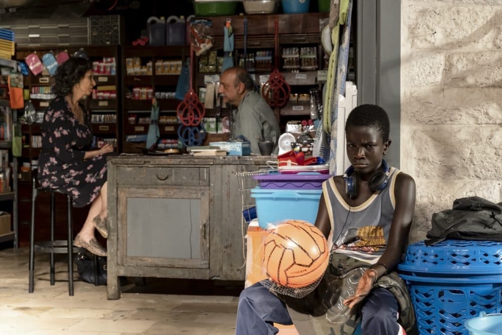 Left to right: Sophia Loren, Babak Karimi and Ibrahima Gueye in &quot;The Life Ahead.&quot; (Courtesy Netflix)