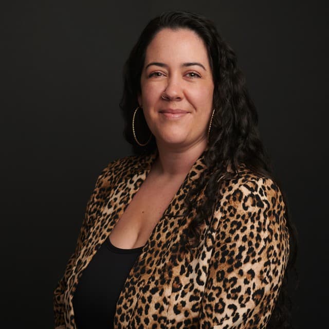 Headshot of Sarah Laughlin