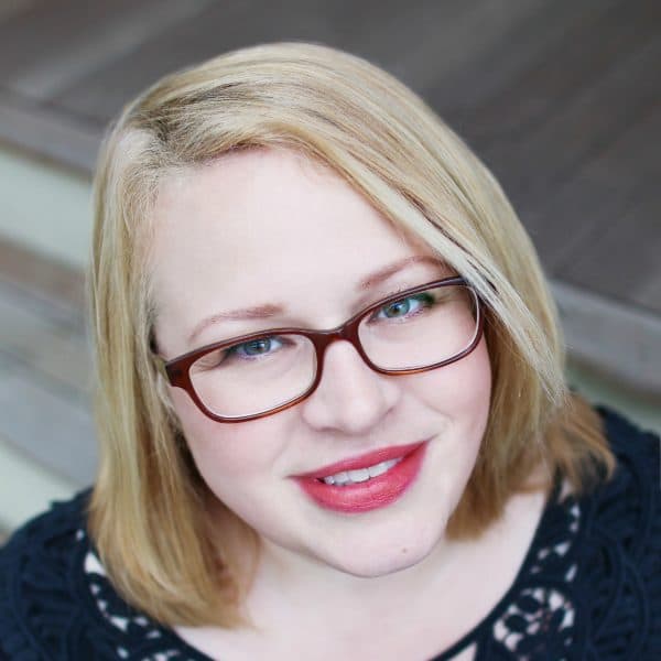 Headshot of Traer Scott