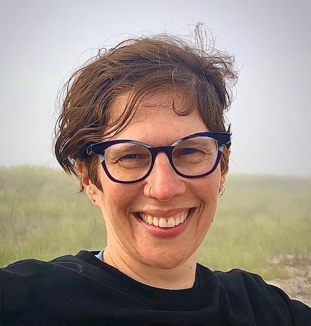 Headshot of Pamela Adelstein