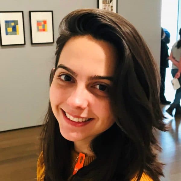 Headshot of Beatriz Vasconcellos