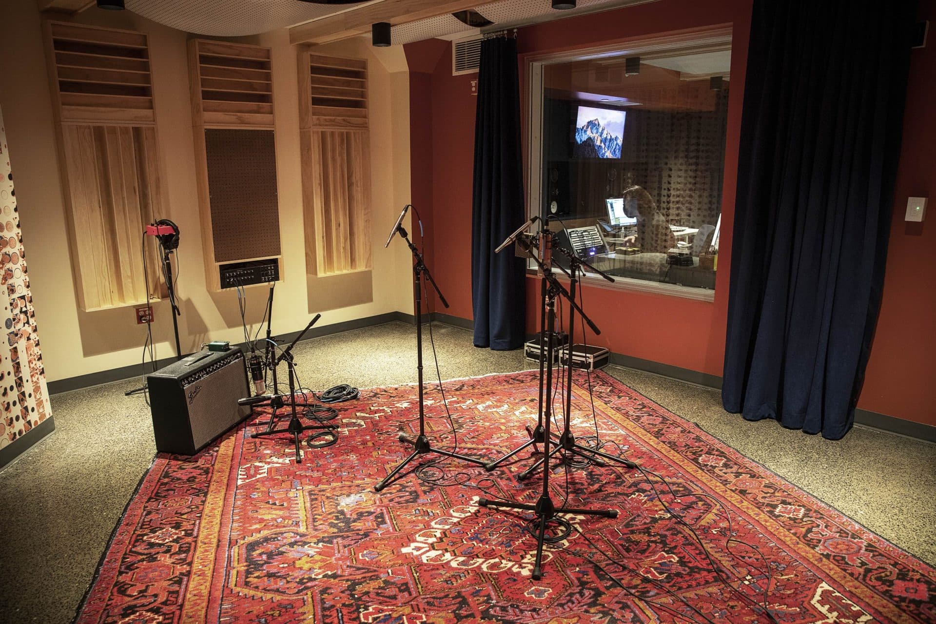Studio B at The Record Co. (Robin Lubbock/WBUR)