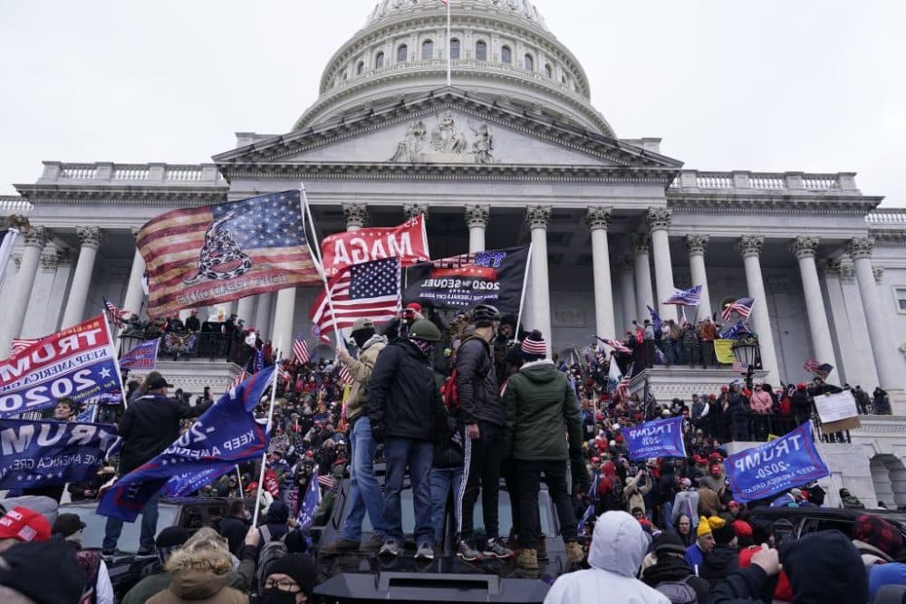 A mob of pro-Trump supporters stormed the U.S. Capitol on Wednesday, Jan. 6, 2021. (Kent Nishimura / Los Angeles Times via Getty Images)
