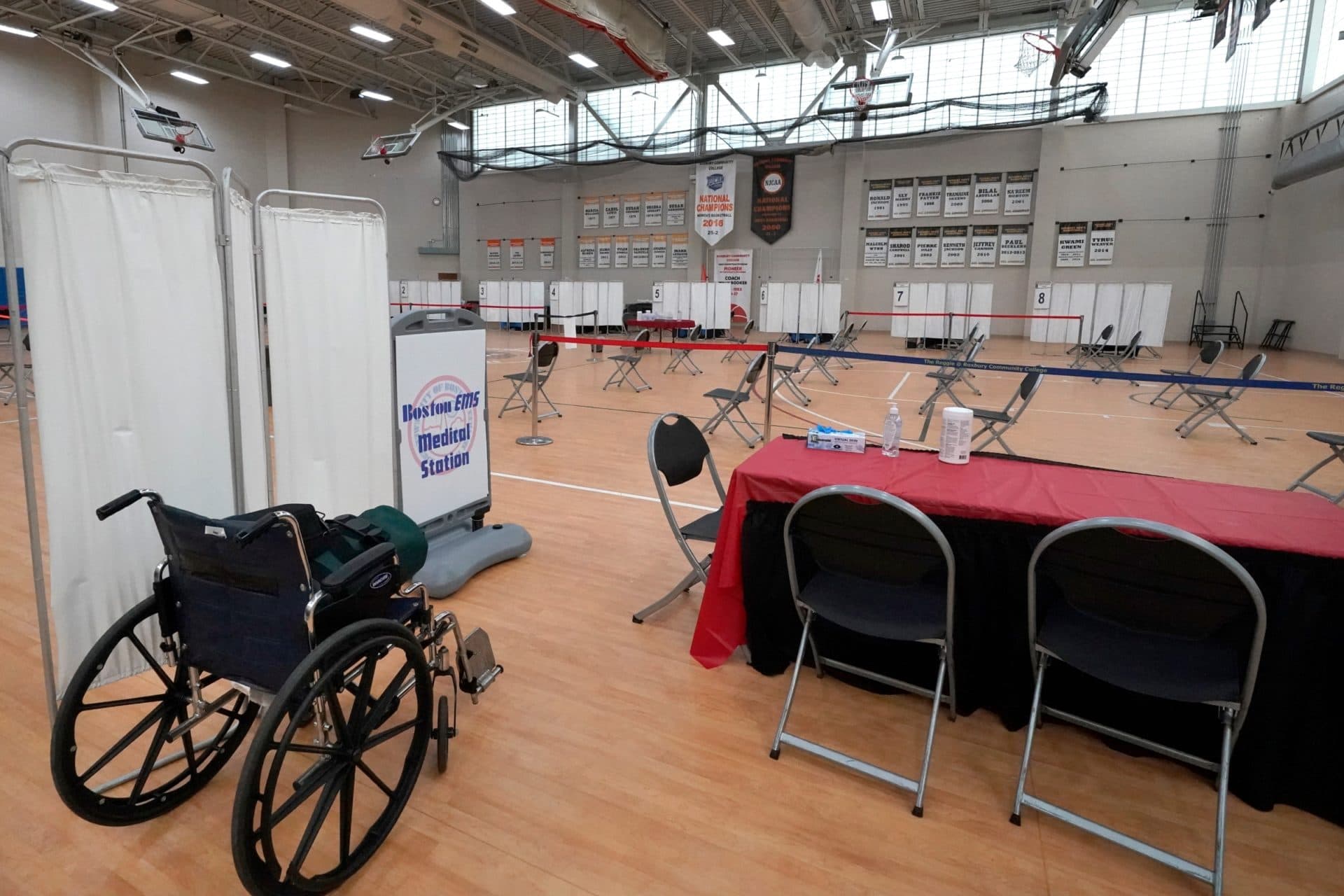 The new COVID-19 vaccination site is open at the Reggie Lewis Center on Wendesday. (Elise Amendola/AP)