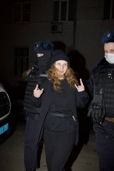 Pussy Riot's Masha Alekhina shown being detained in Moscow on Jan. 27, 2021. (Courtesy Василий Крестьянинов/Vasily Krestyaninov)
