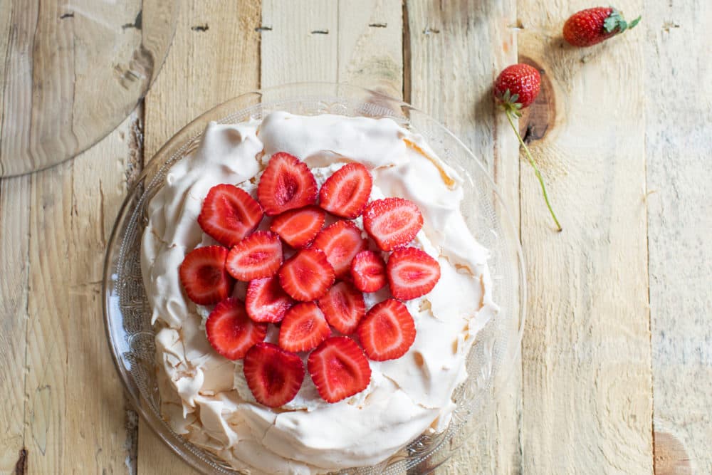 A meringue cake with strawberries. (Getty Images)