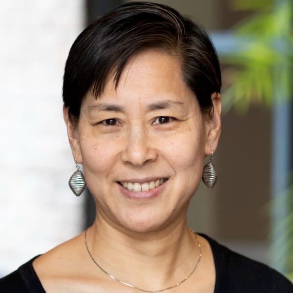 Headshot of Rosann Tung