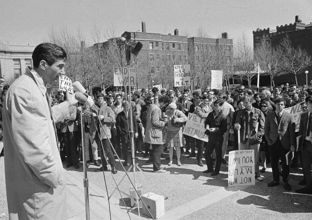 Howard Zinn addressing an anti-war rally on Student Center steps at Massachusetts Institute of Technology in 1967. (AP)