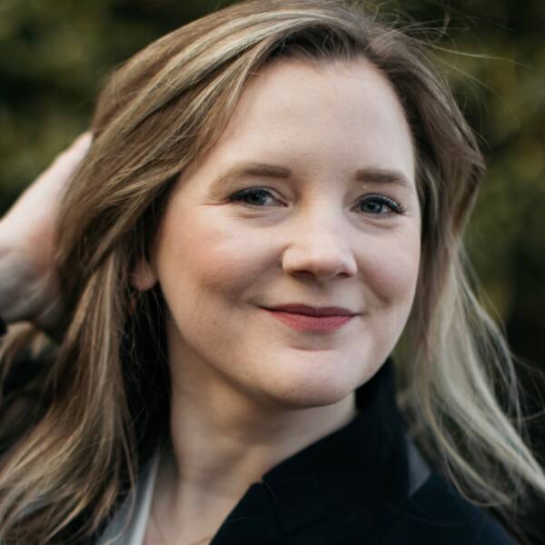 Headshot of Kat Read