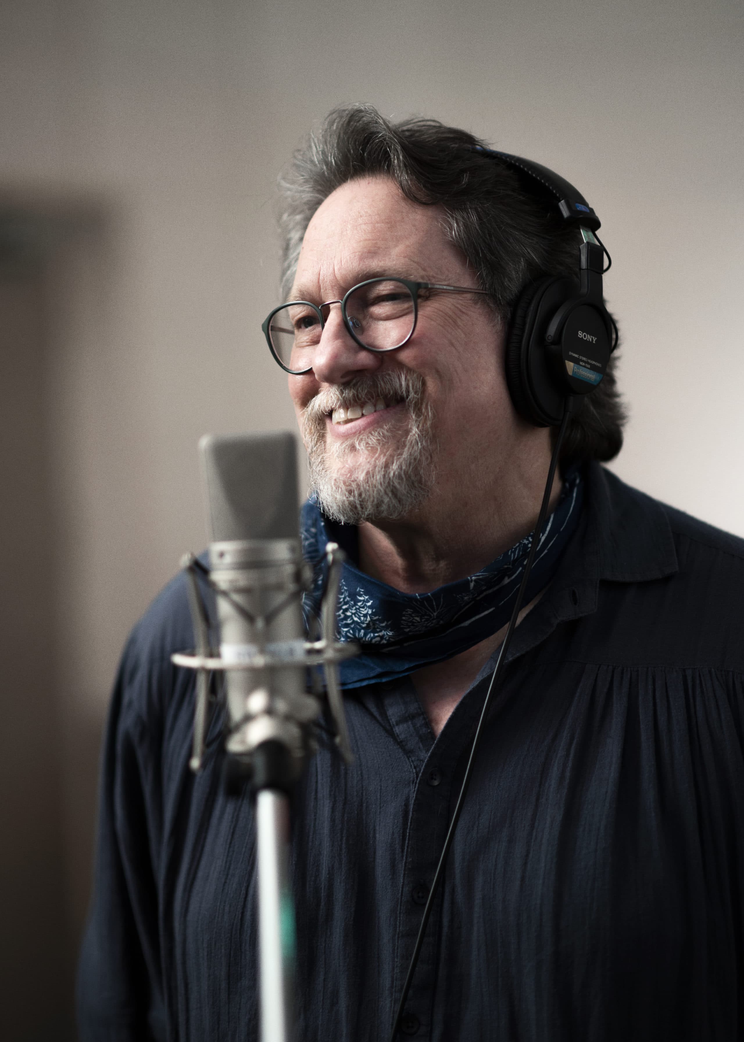 Jerry Douglas (Patrick Sheehan)