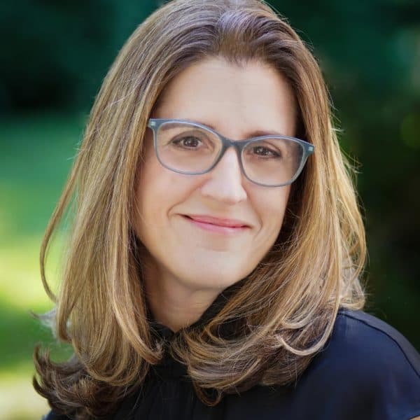 Headshot of Heidi Pitlor