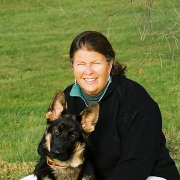 Headshot of Tina Morris