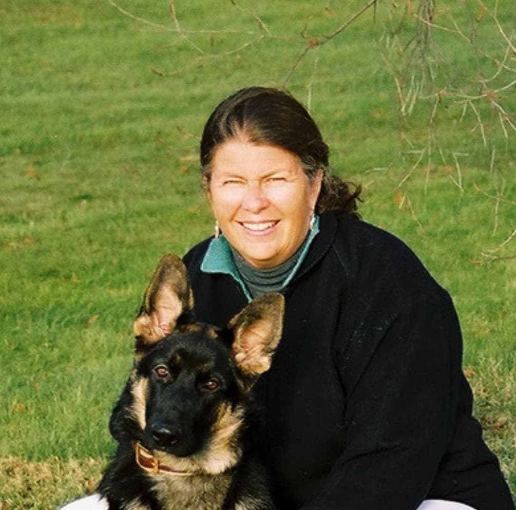 Headshot of Tina Morris