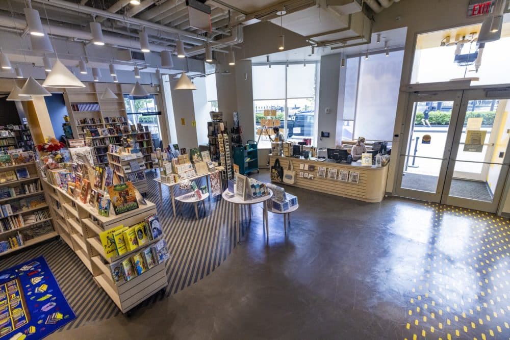 The entryway from the street into Porter Square Bookstore on the first floor of the new GrubStreet space in the Seaport. (Jesse Costa/WBUR)