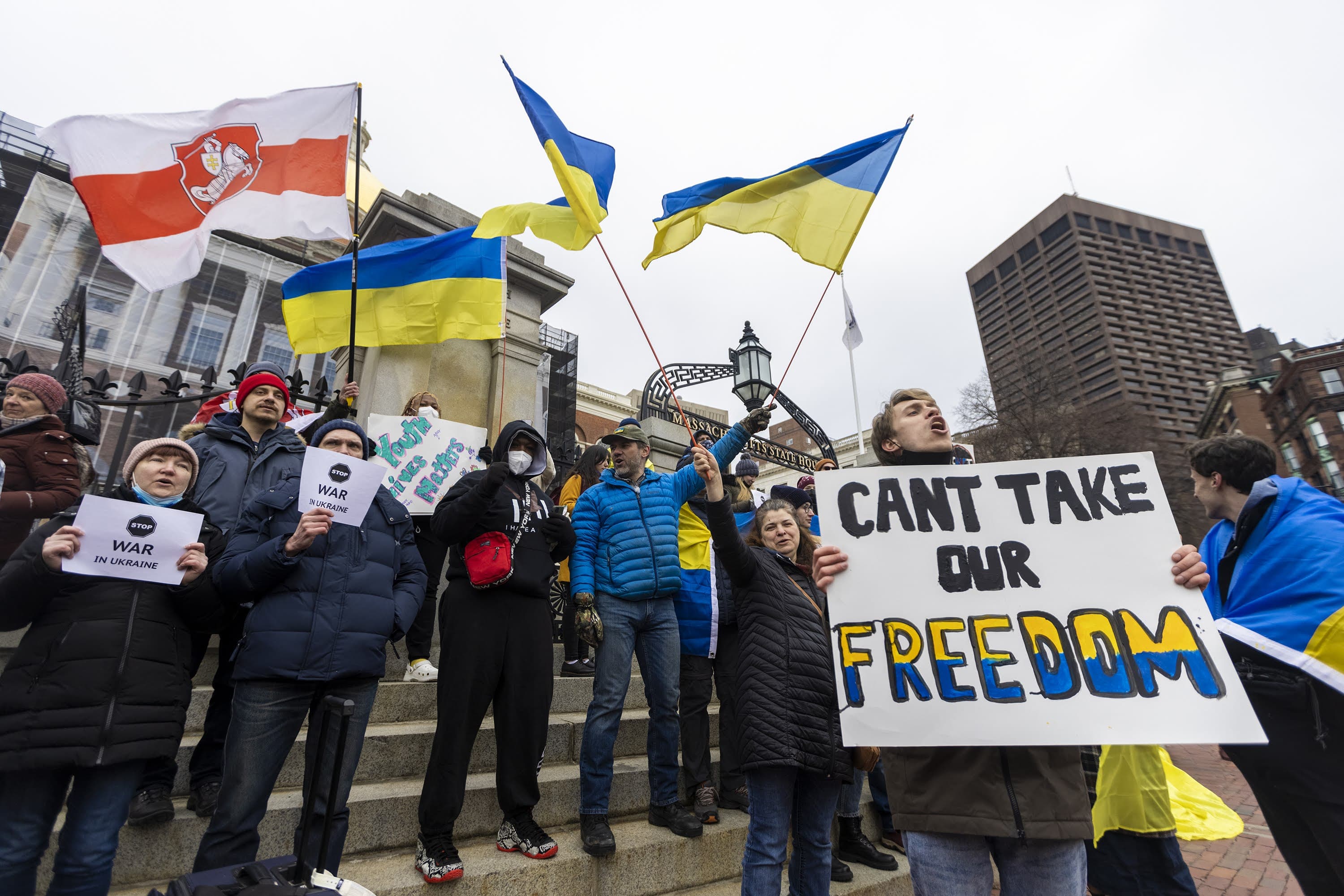 Local Ukrainians decry Russian invasion of their homeland as attack on democracy
