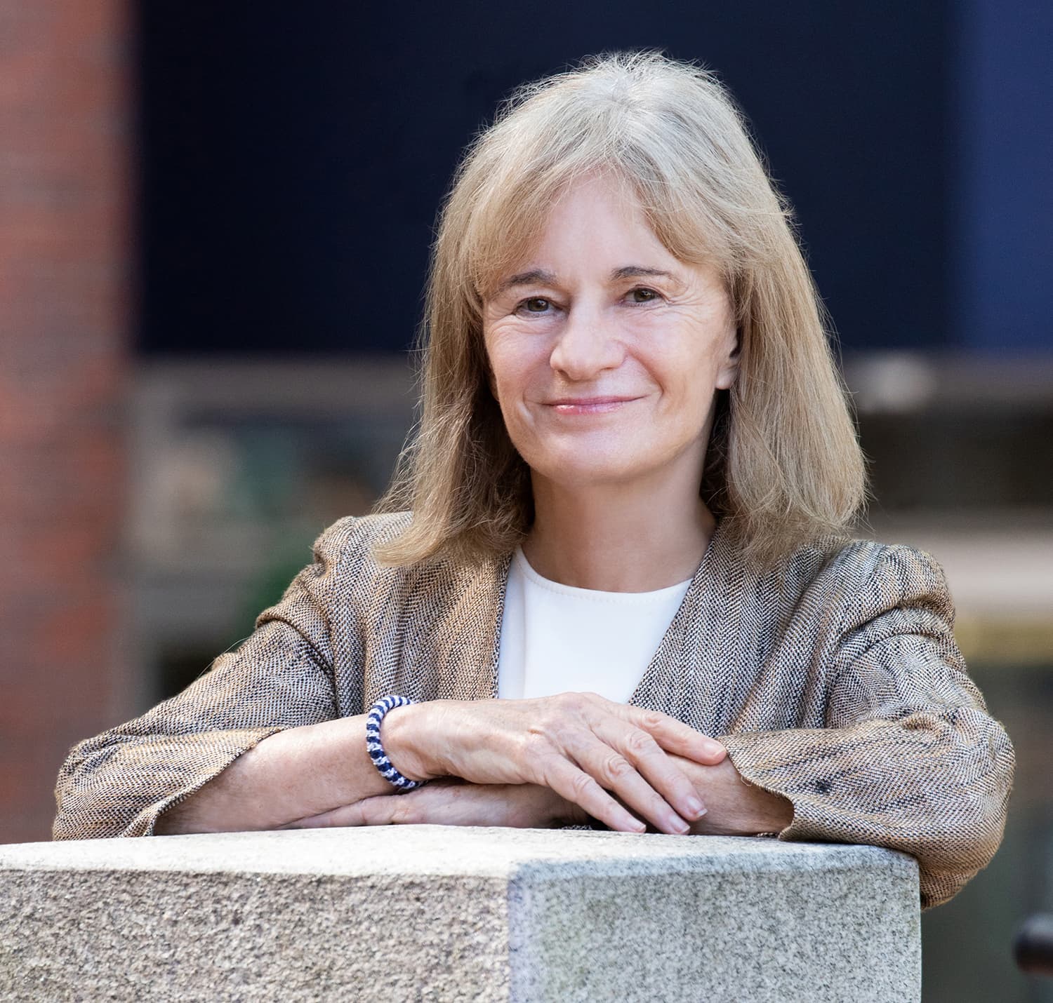 Headshot of Jane Perlez