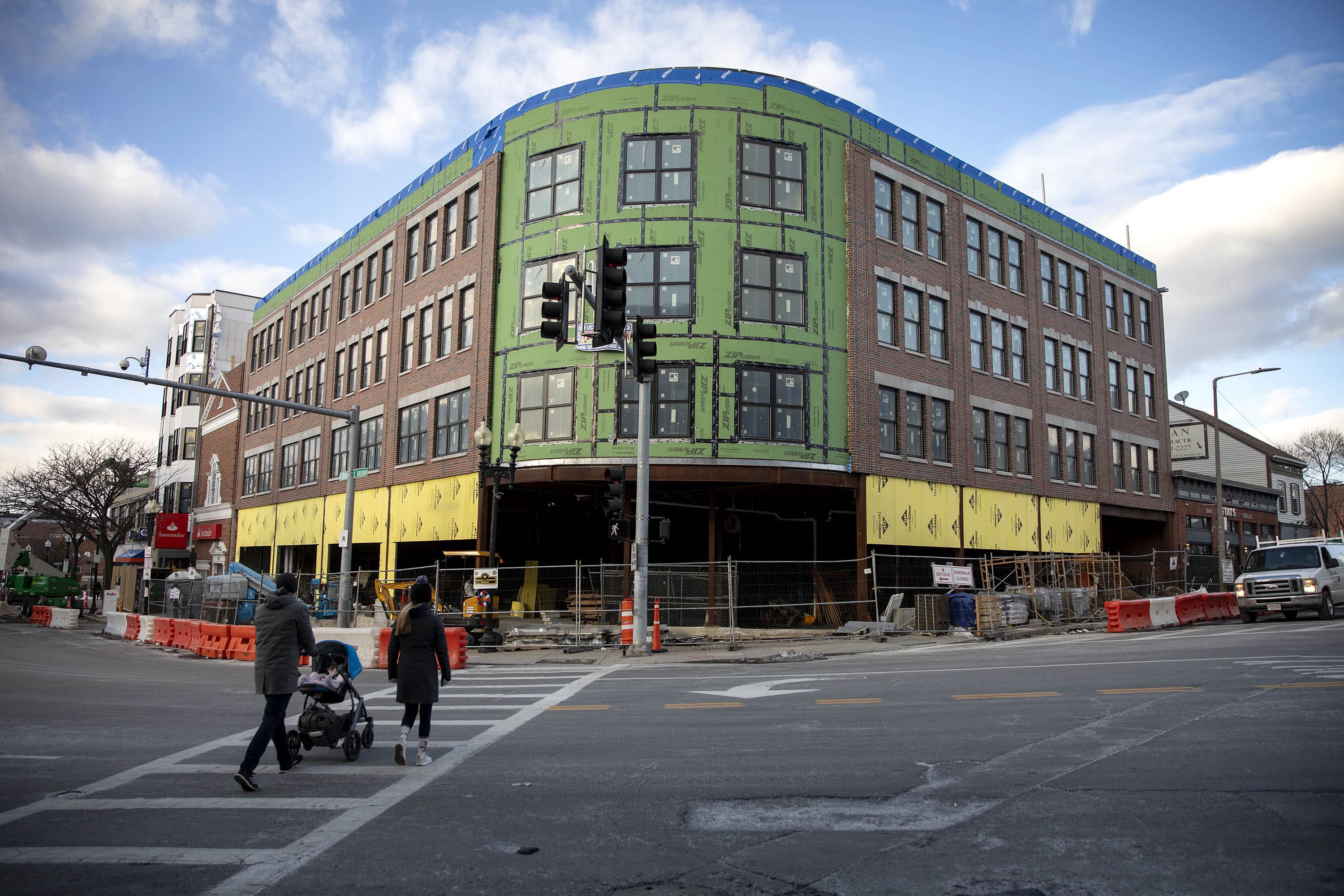 Boston gets billions in home loans, but white areas get 'much bigger piece of the pie'