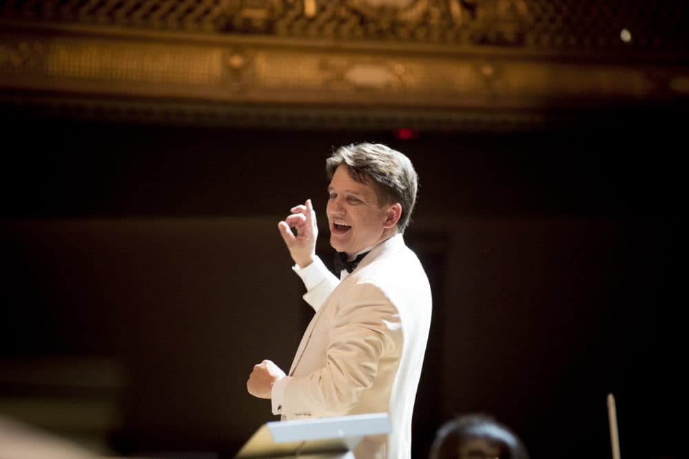 Keith Lockhart directing the Boston Pops. (Courtesy Boston Symphony Orchestra/Stu Rosner)