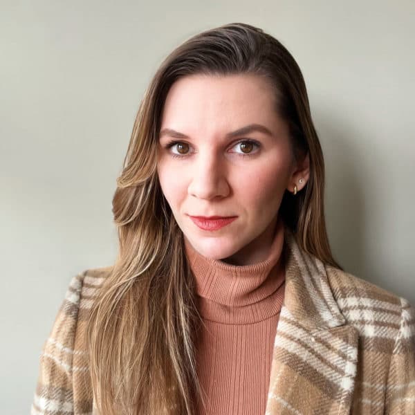 Headshot of Stevee Chapman