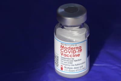 FDA advisers back Moderna's COVID-19 vaccine for older kids