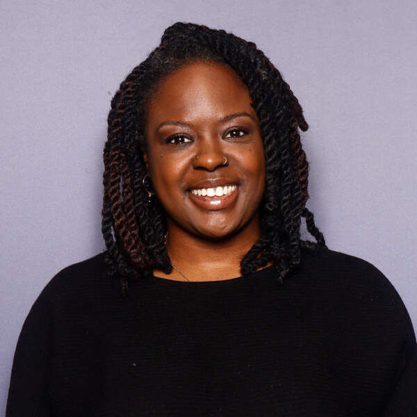 Headshot of Ashley Lindsay