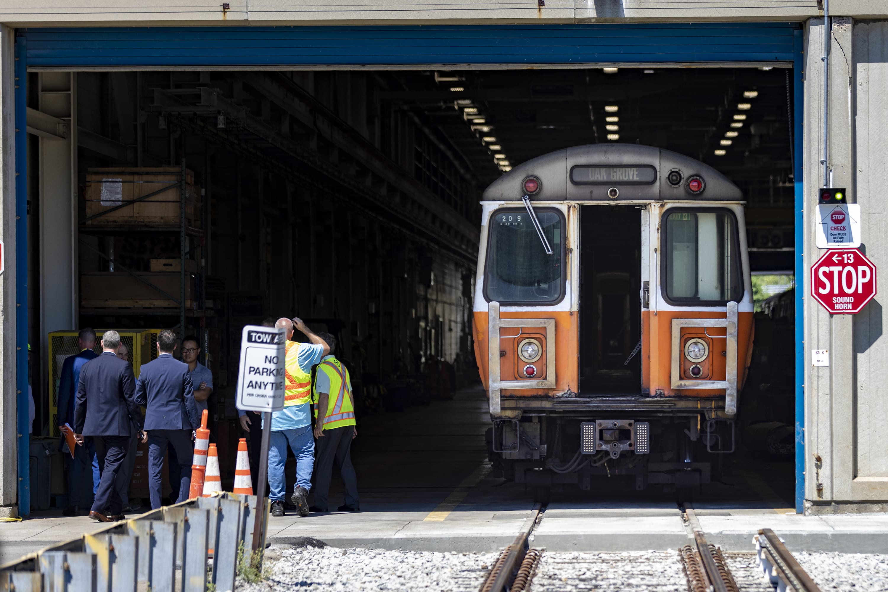 MBTA's long-term projects jeopardized daily operations and safety, federal report says