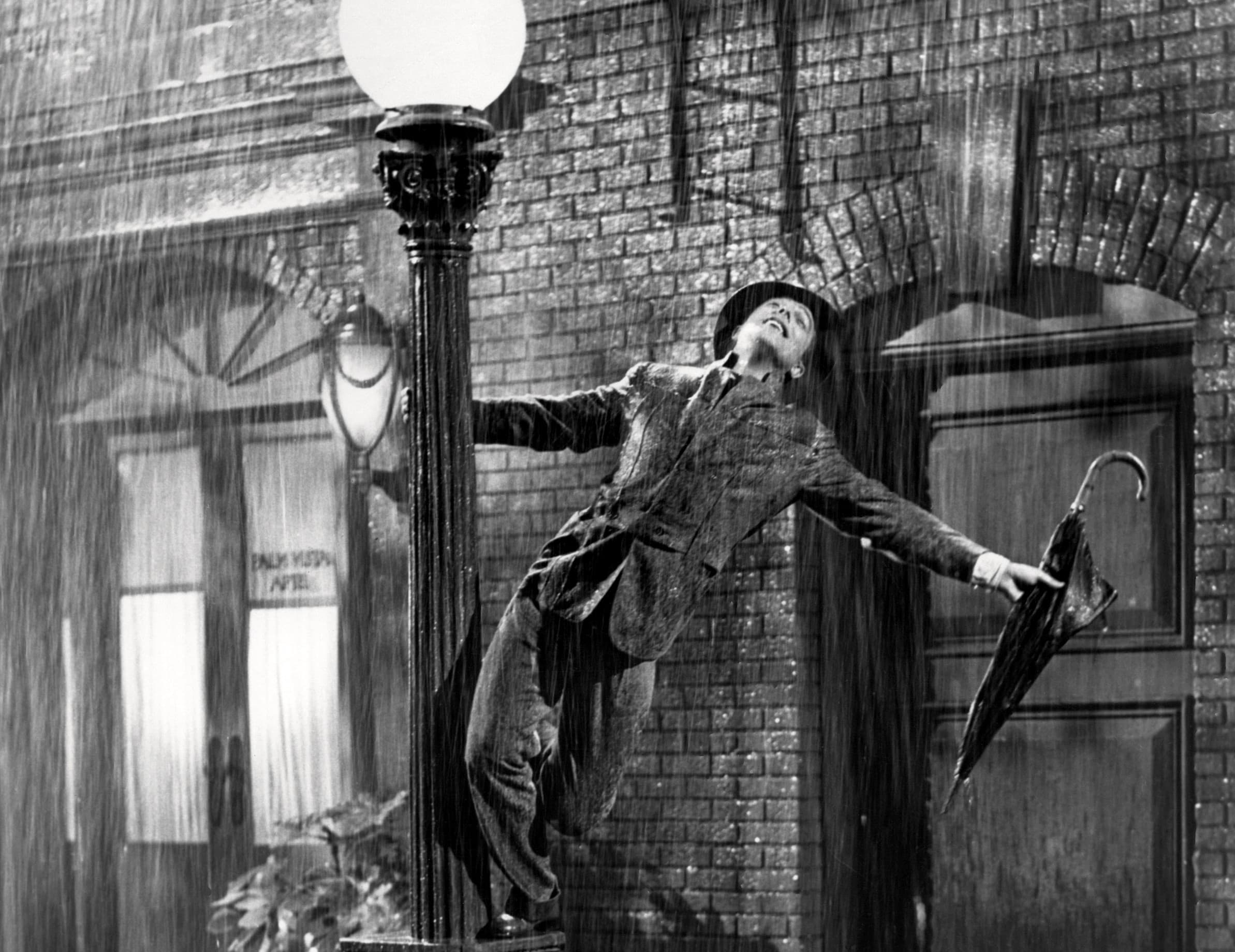 Actor and dancer Gene Kelly in the 1952 film "Singin' In The Rain." (Silver Screen Collection/Getty Images)