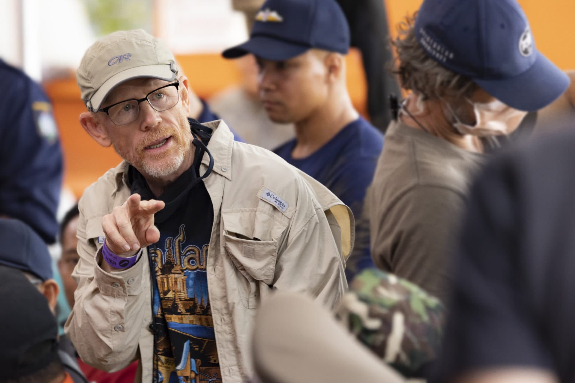 El director Ron Howard en el set de "Trece vidas"  (Cortesía de Vince Valitutti/Metro Goldwyn Mayer Pictures)
